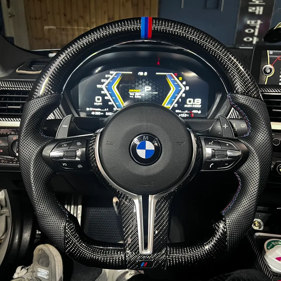 BMW 3 Series F30のAndroid Auto・CarPlay取付事例 施工写真 4