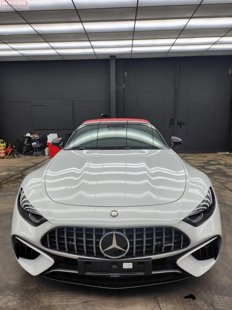 Mercedes-Benz SL63 AMGのクロームデリートラッピング事例 施工写真 3-1
