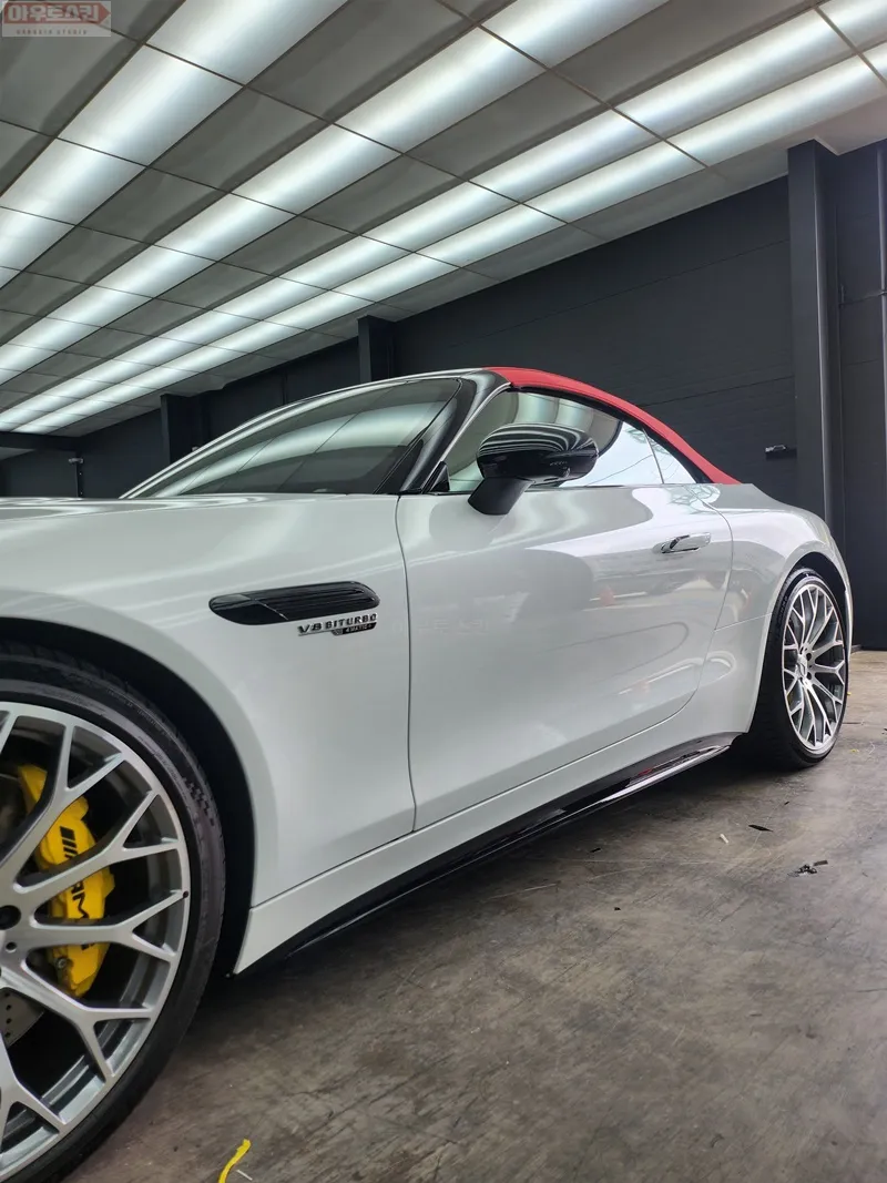 Mercedes-Benz SL63 AMGのクロームデリートラッピング事例 施工写真 4-1