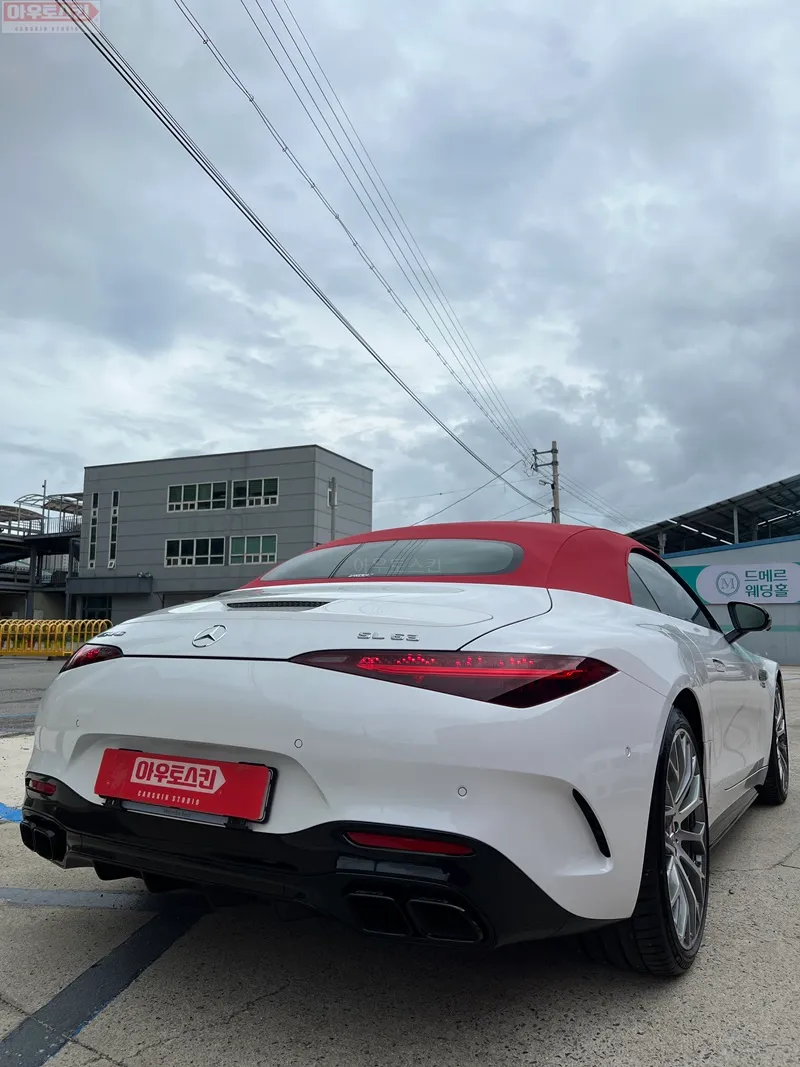 Mercedes-Benz SL63 AMGのクロームデリートラッピング事例 施工写真 1-3
