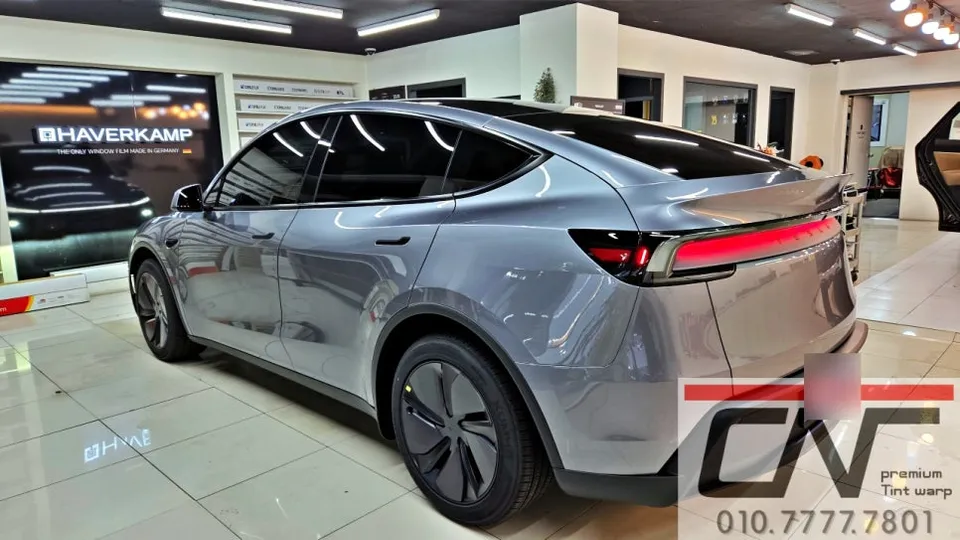 Tesla Model Yのカーフィルム施工事例|費用目安・仕上がり 施工写真 3-3