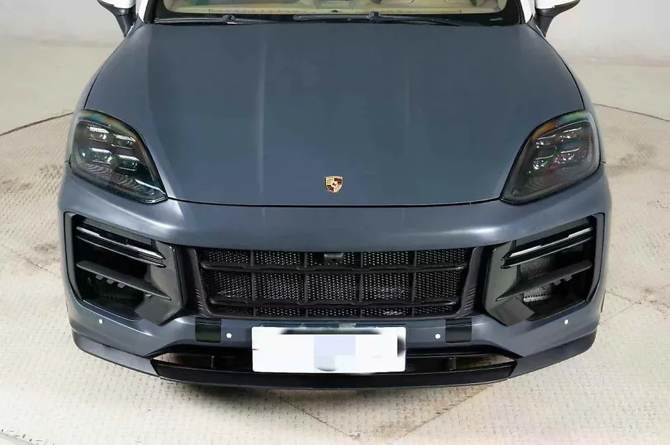 Porsche Cayenne body kit installation result