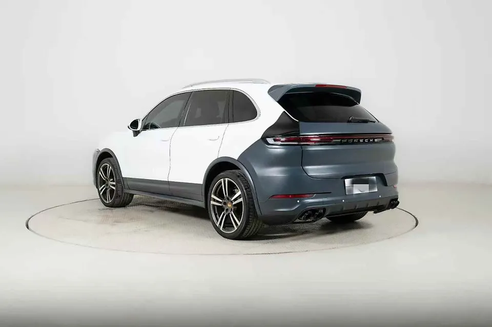 Porsche Cayenne body kit - Porsche Cayenne Body Kit Installation Review photo 4