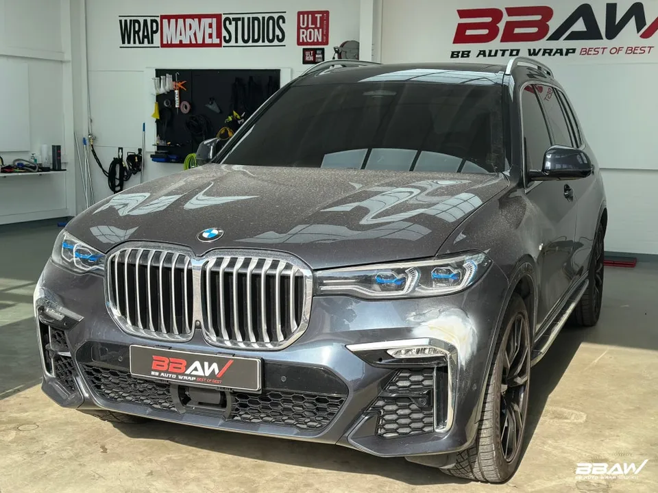 BMW X7のPPF施工事例:費用目安と仕上がり 施工写真 2-1