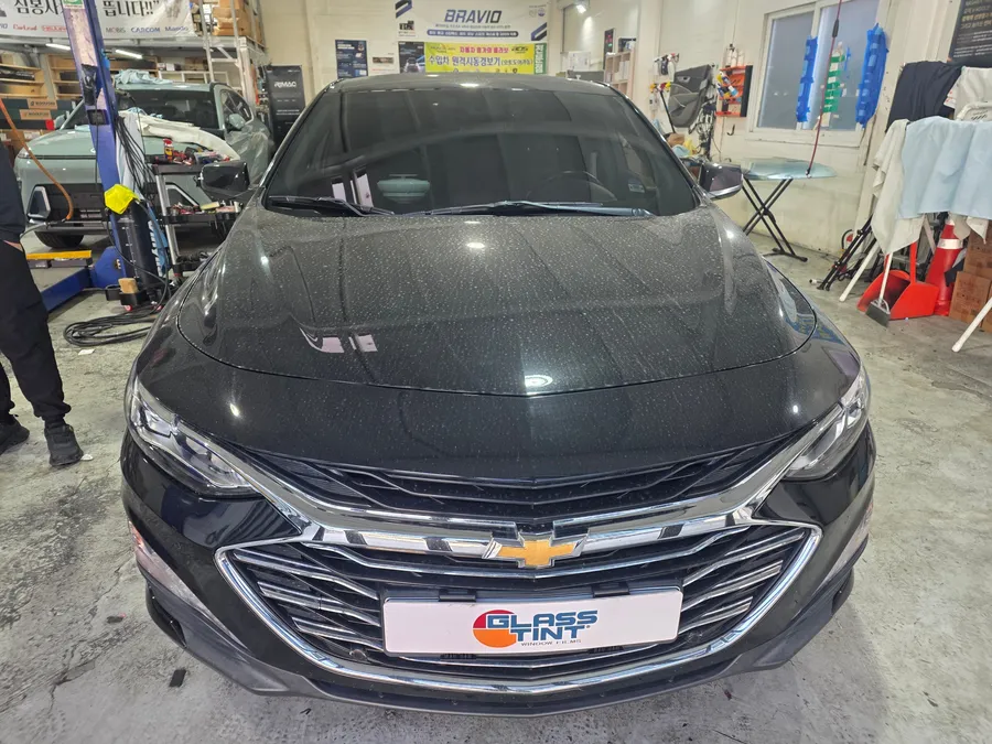 Chevrolet Malibuのカーフィルム施工事例｜費用目安・仕上がり 写真