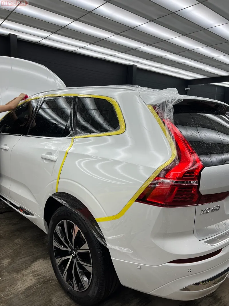 Volvo XC60 PPF施工事例|費用目安・仕上がり 施工写真 1-2