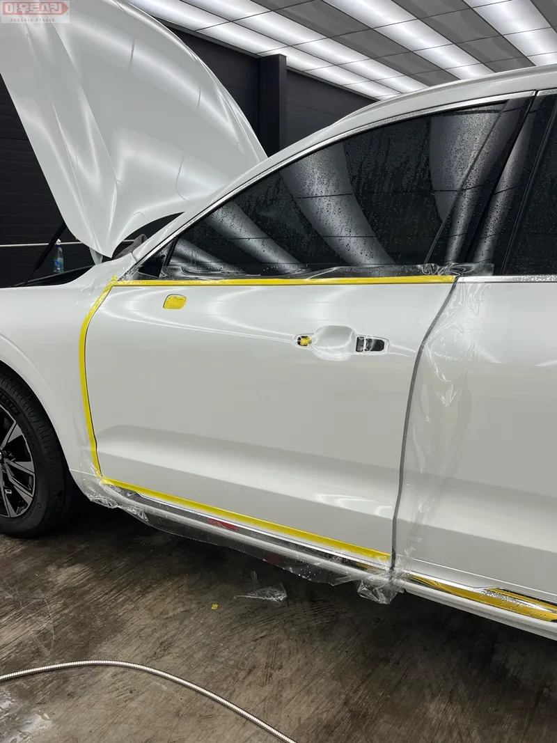 Volvo XC60 PPF施工事例|費用目安・仕上がり 施工写真 1-3