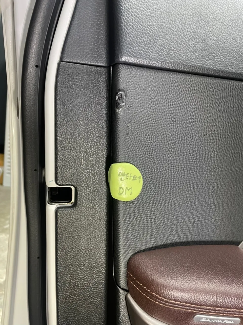 Hyundai Santa Fe DM Interior Customization Review photo 4
