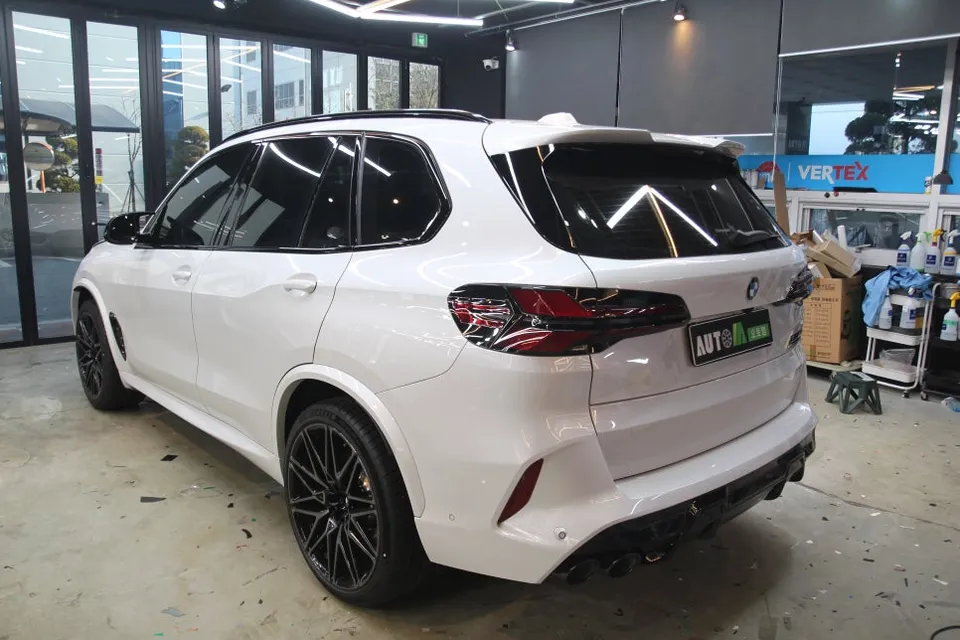 BMW X5のカーラッピング事例｜費用目安・仕上がり 施工写真 1-2