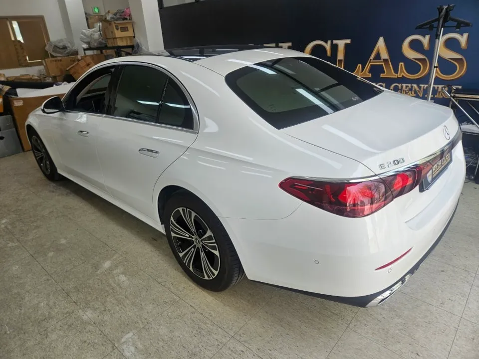 Mercedes-Benz E-Class W214 new car package - Mercedes-Benz E-Class W214 New Car Package Review photo 3