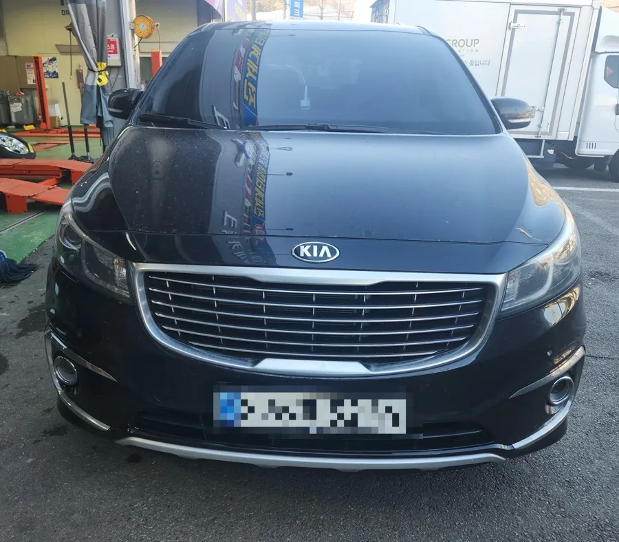 Kia Carnival wheel repair installation result