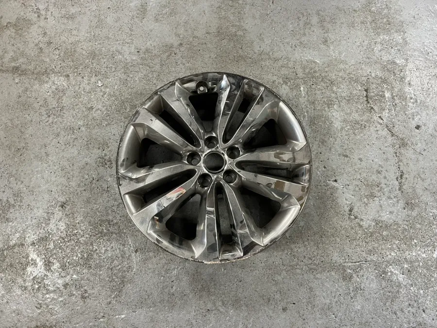 Kia Carnival wheel repair - Kia Carnival Wheel Repair & Painting Review photo 5