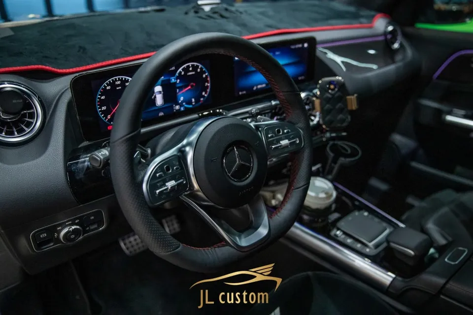 Mercedes-Benz GLA steering wheel - Mercedes-Benz GLA Steering Wheel Customization Review photo 3