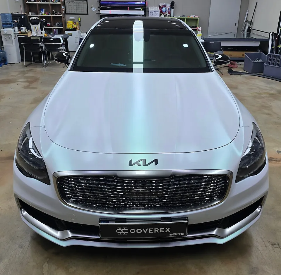 Kia K900 Vinyl Wrap Review: Satin Frozen White Cost & Results photo 2