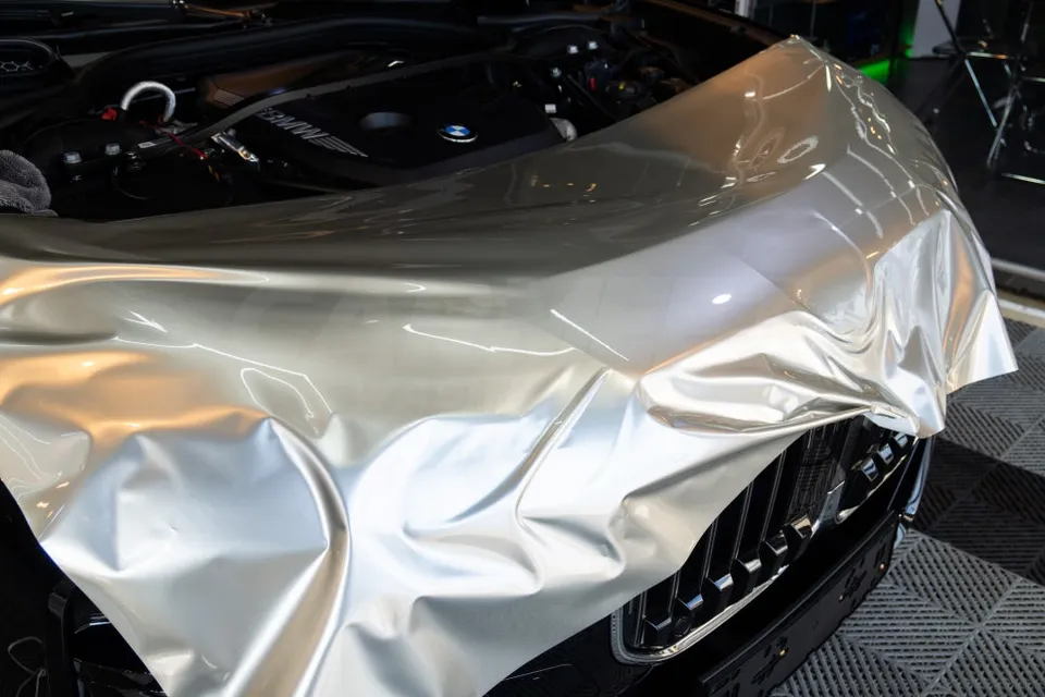 BMW 7 Seriesのカーラッピング事例｜費用目安・仕上がり 施工写真 1-3