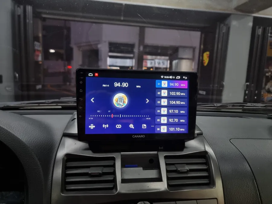 SsangYong RextonのAndroid Auto・CarPlay取付事例 写真