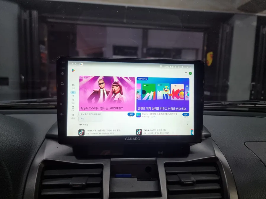 SsangYong RextonのAndroid Auto・CarPlay取付事例 施工写真 4-2