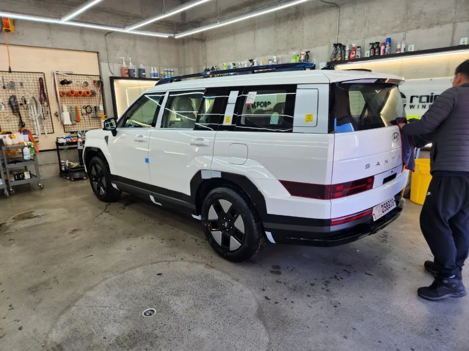 BMW X5のPPF施工事例|費用目安と仕上がり 施工写真 1-3