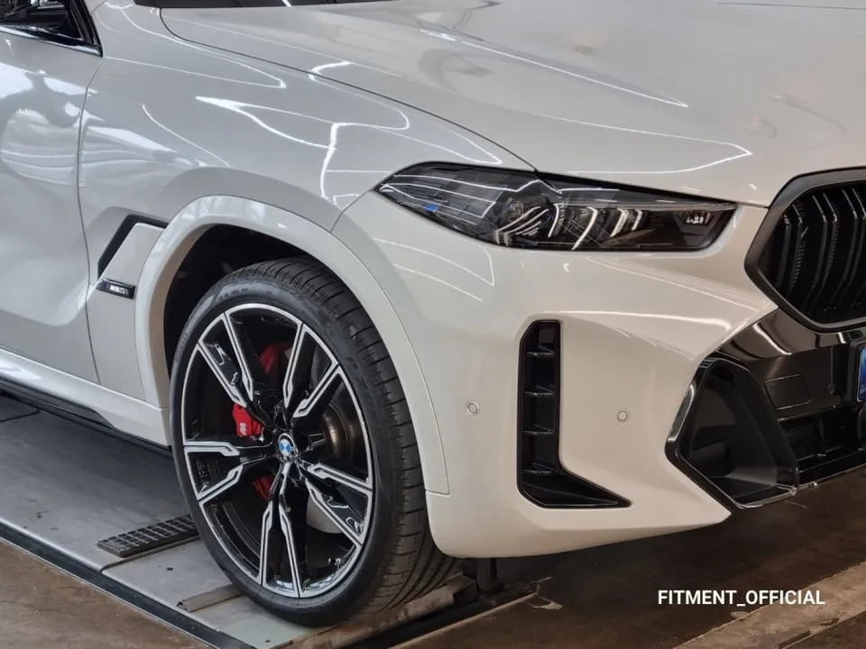 BMW X6 G06 body kit - BMW X6 G06 Body Kit Installation Review photo 4