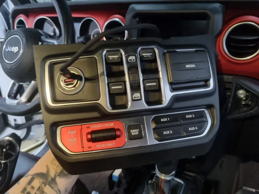Jeep Wrangler ambient lighting - Jeep Wrangler Ambient Lighting Review: Cost & Results photo 3
