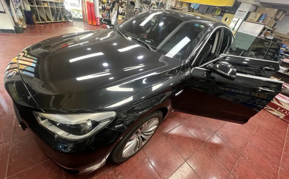 BMW 5 Series GT F07 android head unit installation result