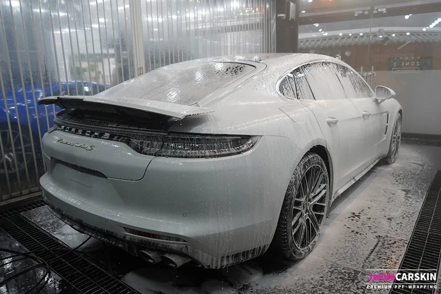 Porsche Panamera PPF Review: Full Protection Film Installation photo 2