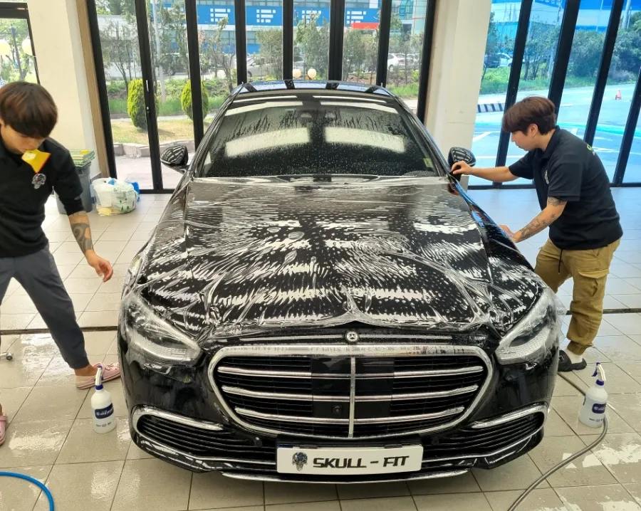 メルセデス・ベンツ Sクラス W222のPPF施工事例 施工写真 2-2