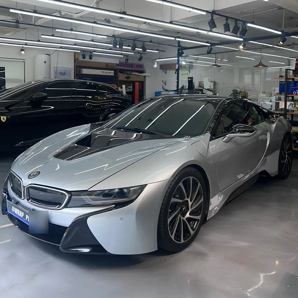 BMW i8 vinyl wrap - BMW i8 Vinyl Wrap Review: Isle of Man Green Cost & Results photo 3