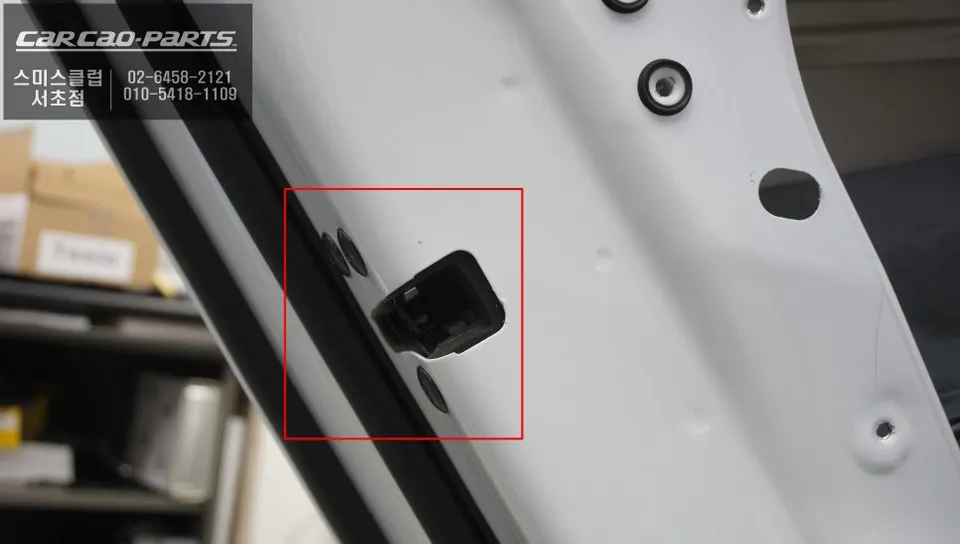 Tesla Model 3 oem options - Tesla Model 3 Ghost Door Review — Soft Close & Anti-Pinch photo 4