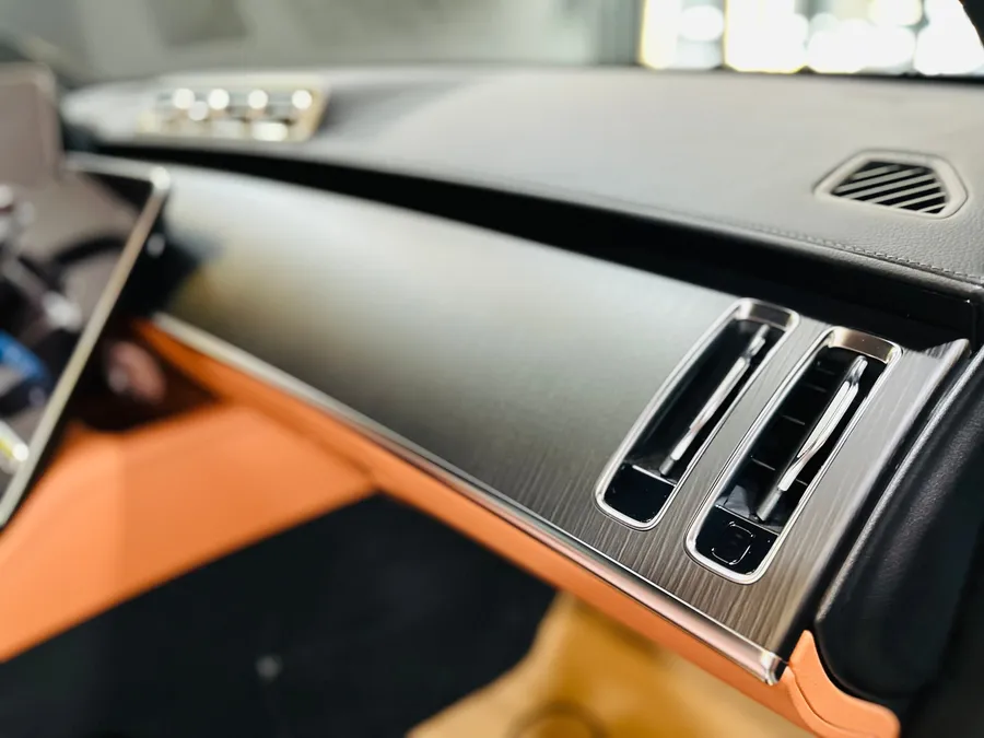 Mercedes-Benz S-Class interior customization - Mercedes-Benz S-Class Interior Customization Review photo 4
