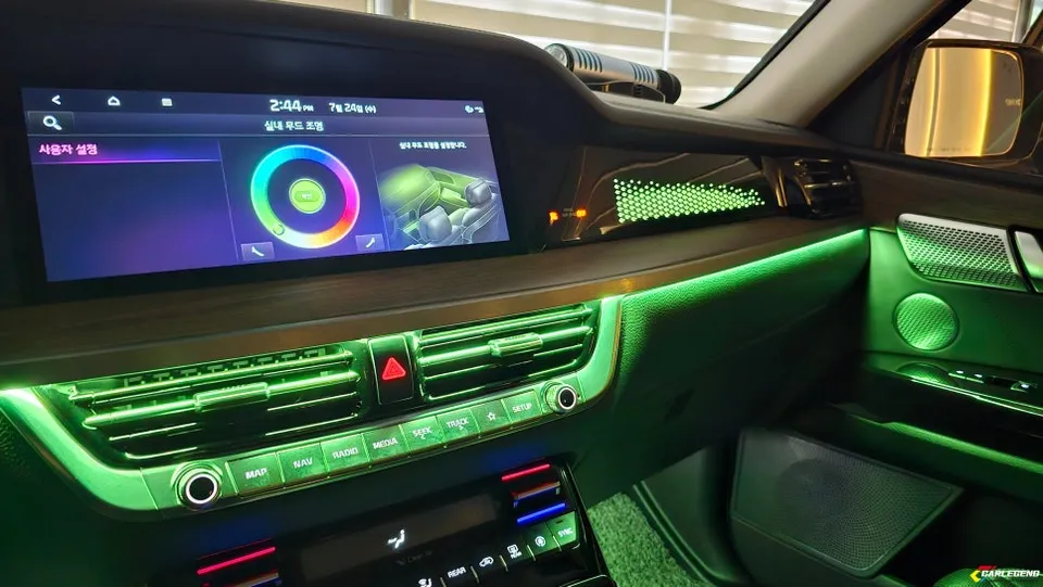 Kia Mohave The Master ambient lighting - Kia Mohave The Master Ambient Lighting Review — Enhanced Nighttim photo 6