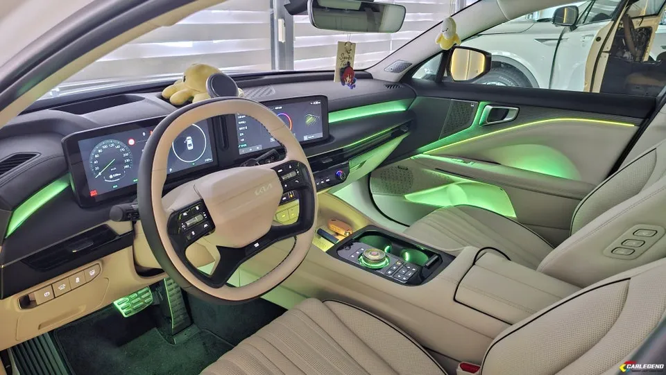 Kia K8 ambient lighting - Kia K8 Ambient Lighting Review: Non-Exposed Acrylic Install photo 4