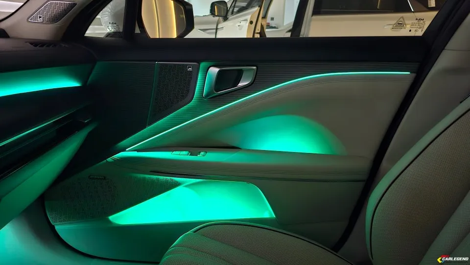 Kia K8 ambient lighting - Kia K8 Ambient Lighting Review: Non-Exposed Acrylic Install photo 7