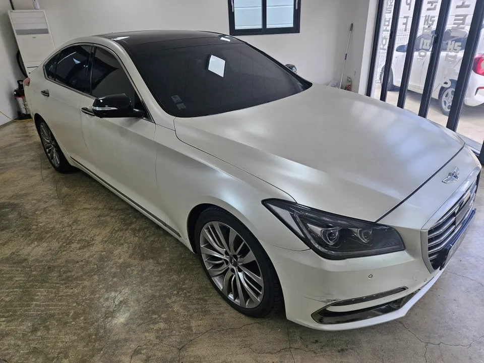 Genesis G80 Vinyl Wrap Removal Review photo 2