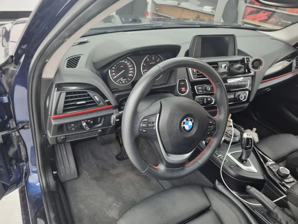 BMW 1 Series F20 steering wheel - BMW 1 Series F20 Steering Wheel Customization Review photo 3
