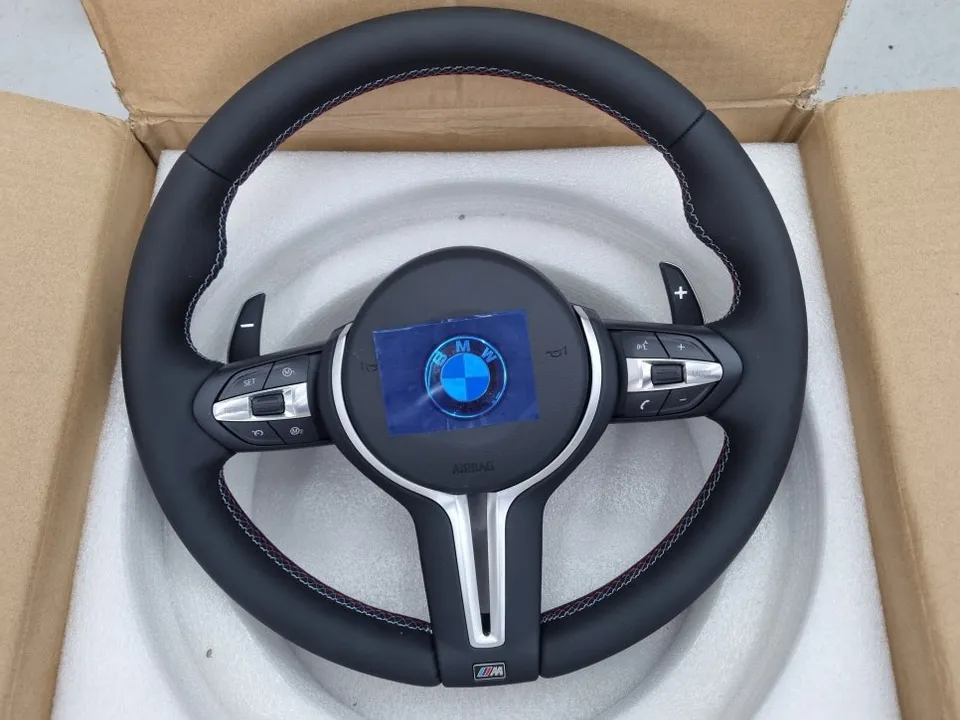 BMW 1 Series F20 steering wheel - BMW 1 Series F20 Steering Wheel Customization Review photo 4