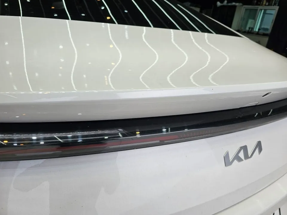 Kia K8のガラスコーティング事例|費用目安と仕上がり 施工写真 3-1