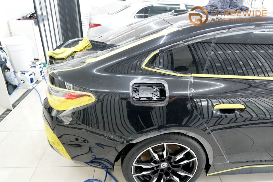 BMW i4のPPF施工事例｜費用目安・仕上がり 施工写真 3-2