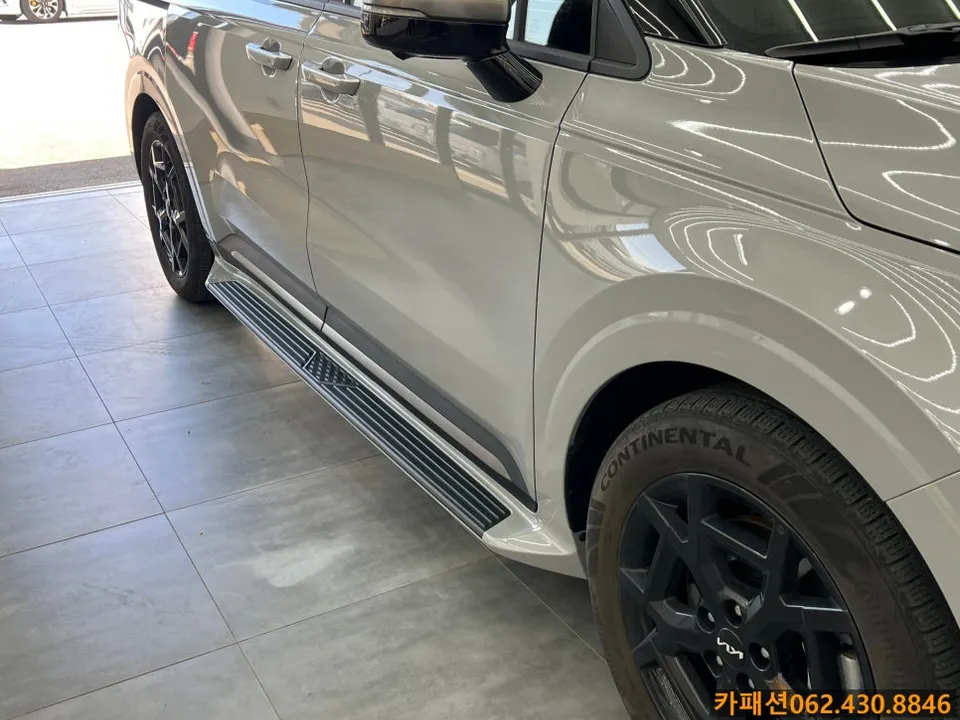 Kia Carnival KA4 body kit - Kia Carnival KA4 Body Kit Installation Review photo 4