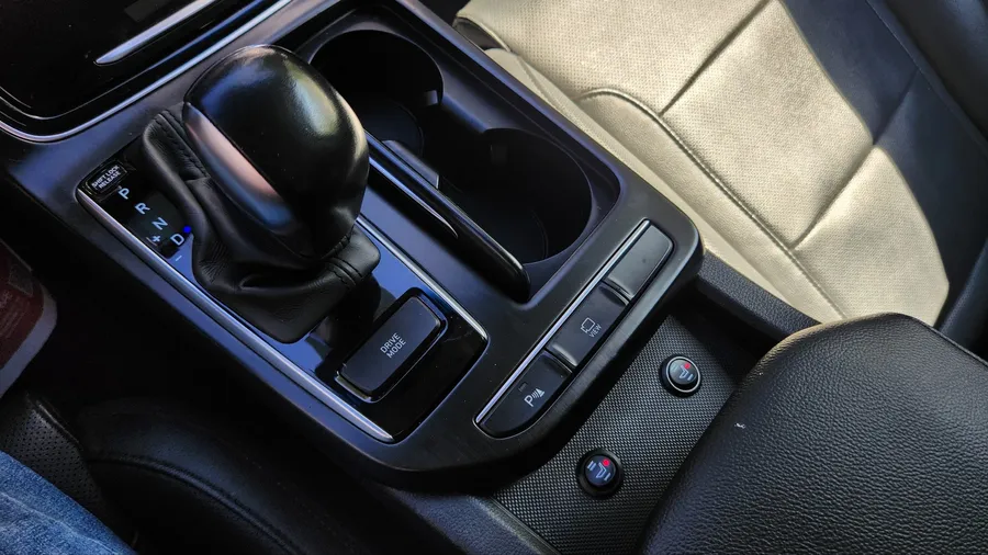 Hyundai Azera seat ventilation - Hyundai Azera Seat Ventilation & Heating Review — Enhanced Comfor photo 4