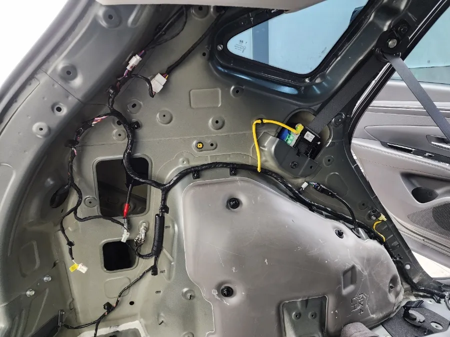 Hyundai Tucson NX4 Oem Options Installation Review — Cost photo 8