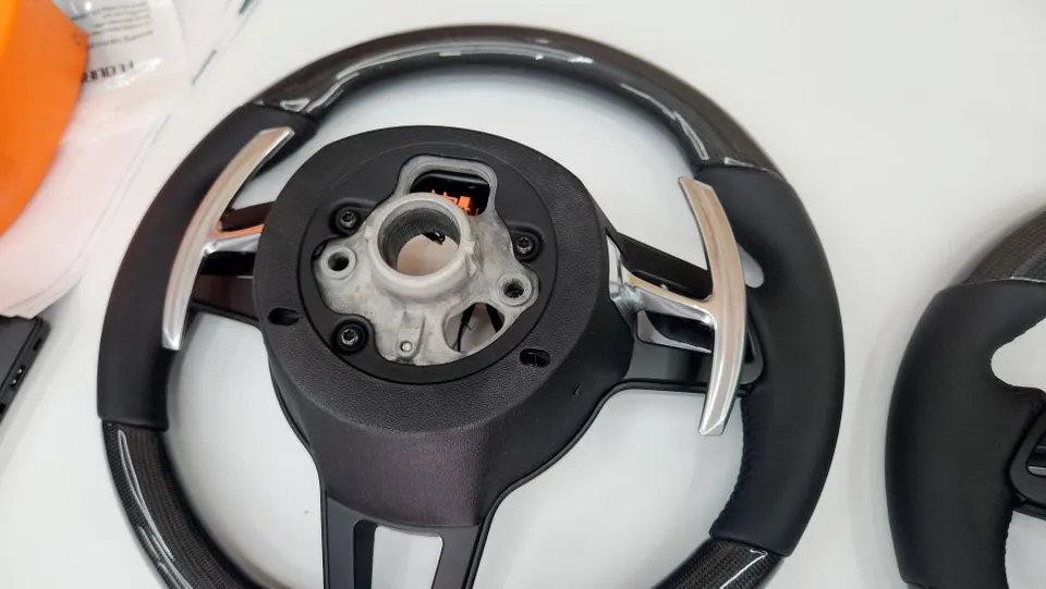 Porsche Cayenne steering wheel - Porsche Cayenne Steering Wheel Customization Review photo 4