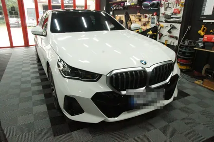 BMW 5 Series G60 ドライブレコーダー取付事例｜費用目安・仕上がり 写真