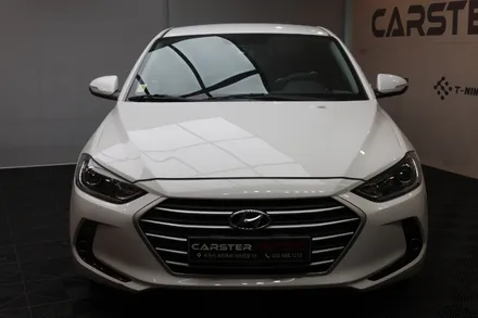 Hyundai Elantra MDのカーフィルム施工事例｜費用目安・仕上がり 写真