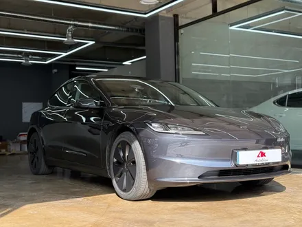Tesla Model 3のカーフィルム施工事例｜費用目安・仕上がり 写真