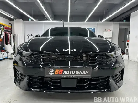 Kia K5 DL3のカーラッピング事例｜クローム除去で印象チェンジ 写真