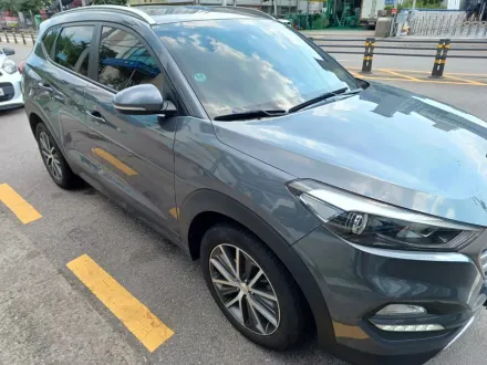 Hyundai Tucsonのカーフィルム施工事例｜費用目安・仕上がり 写真