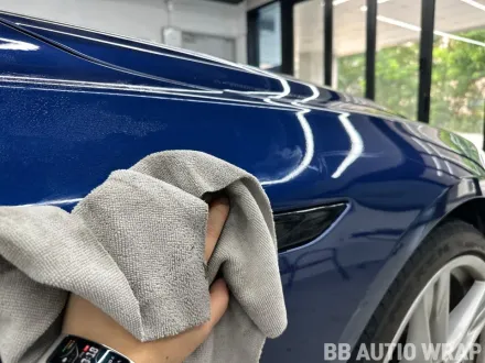 BMW 6 Seriesのカーラッピング事例｜GTシルバーの仕上がり 写真