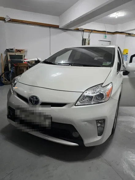 Toyota PriusのAndroid Auto・CarPlay取付事例 写真