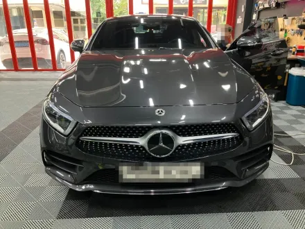 Mercedes-Benz CLSのドラレコ取付事例｜費用目安・仕上がり 写真